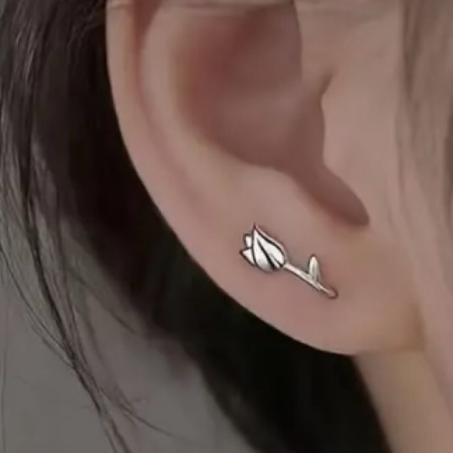 Tulip Earrings